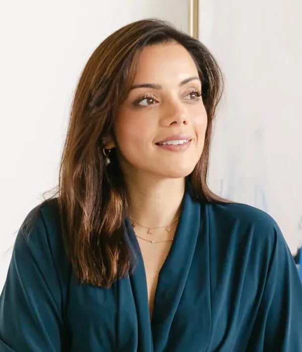 Dr. Aneka Jhass, MRCS