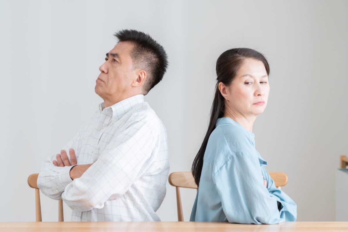 男性更年期（LOH症候群）の症状とは？女性との違いと治療法を解説
